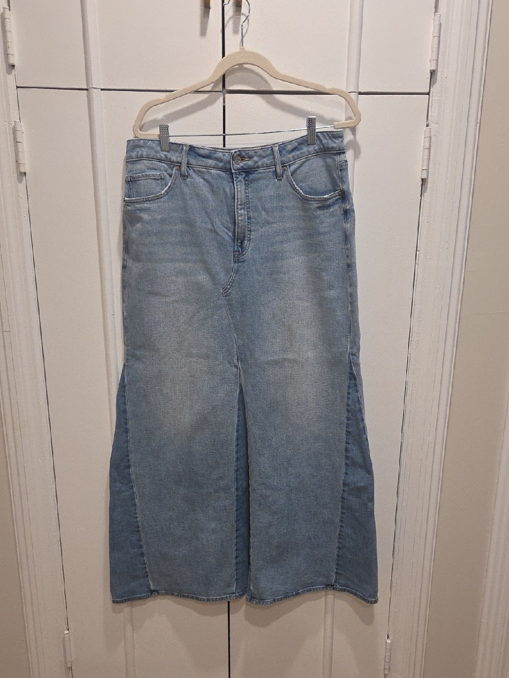 Express Light Blue 2 Tone Denim Maxi Skirt With Slight Flare Size 12
